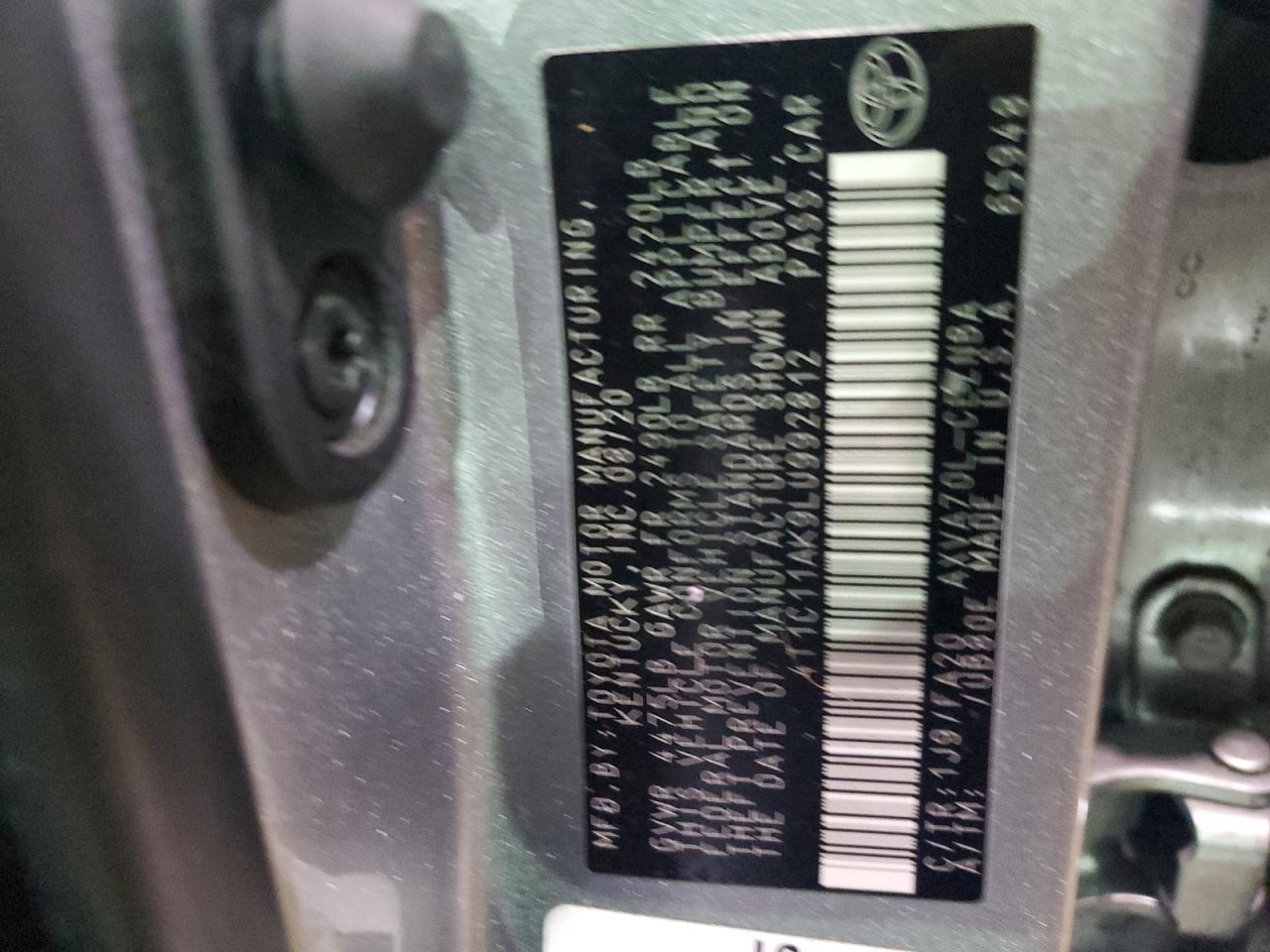 2020 Toyota Camry - Image 13