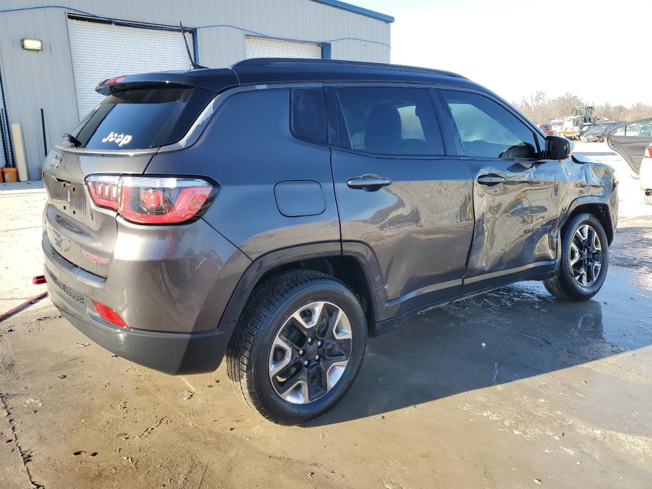 2018 Jeep Compass - Image 3