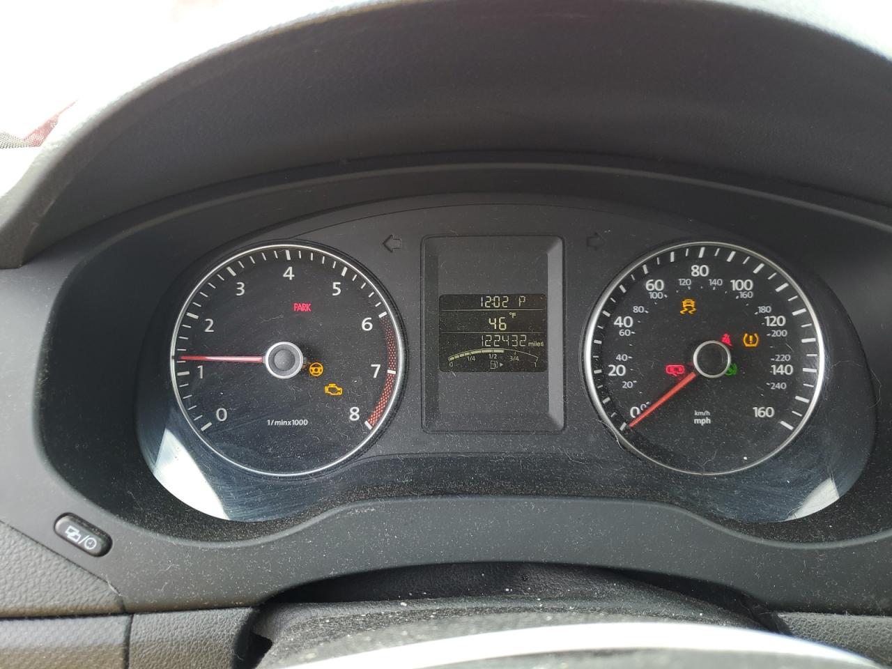 2014 Volkswagen Jetta - Image 9