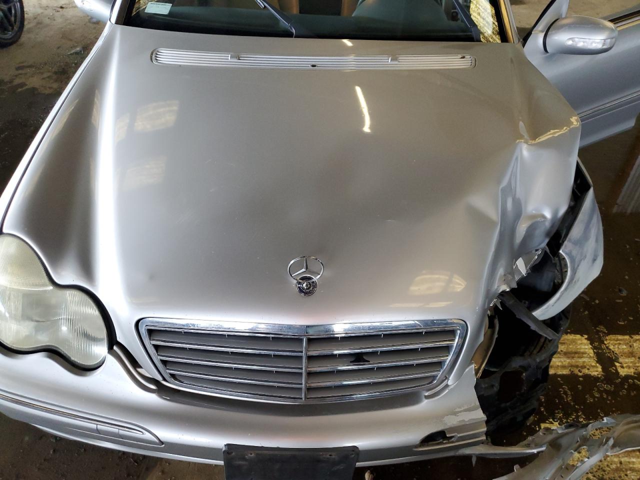2003 Mercedes-Benz C-klasse - Image 11