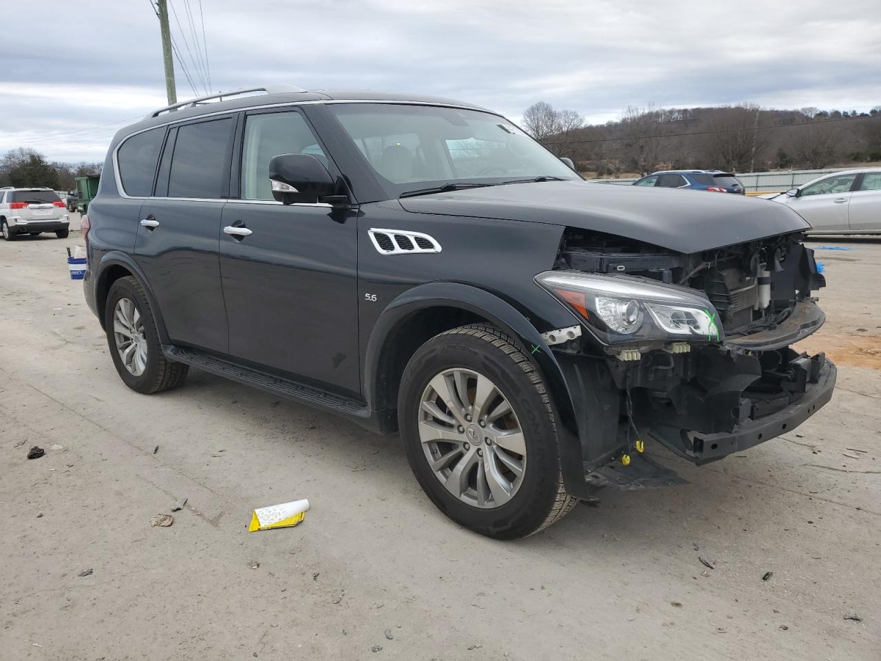 2017 Infiniti QX80 - Image 4