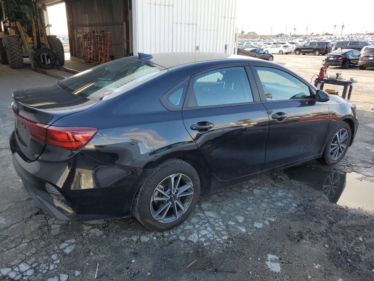 2023 Kia Forte - Image 3