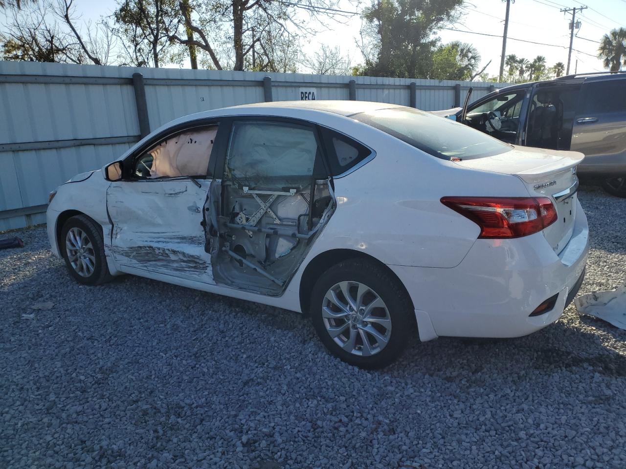 2017 Nissan Sentra - Image 2