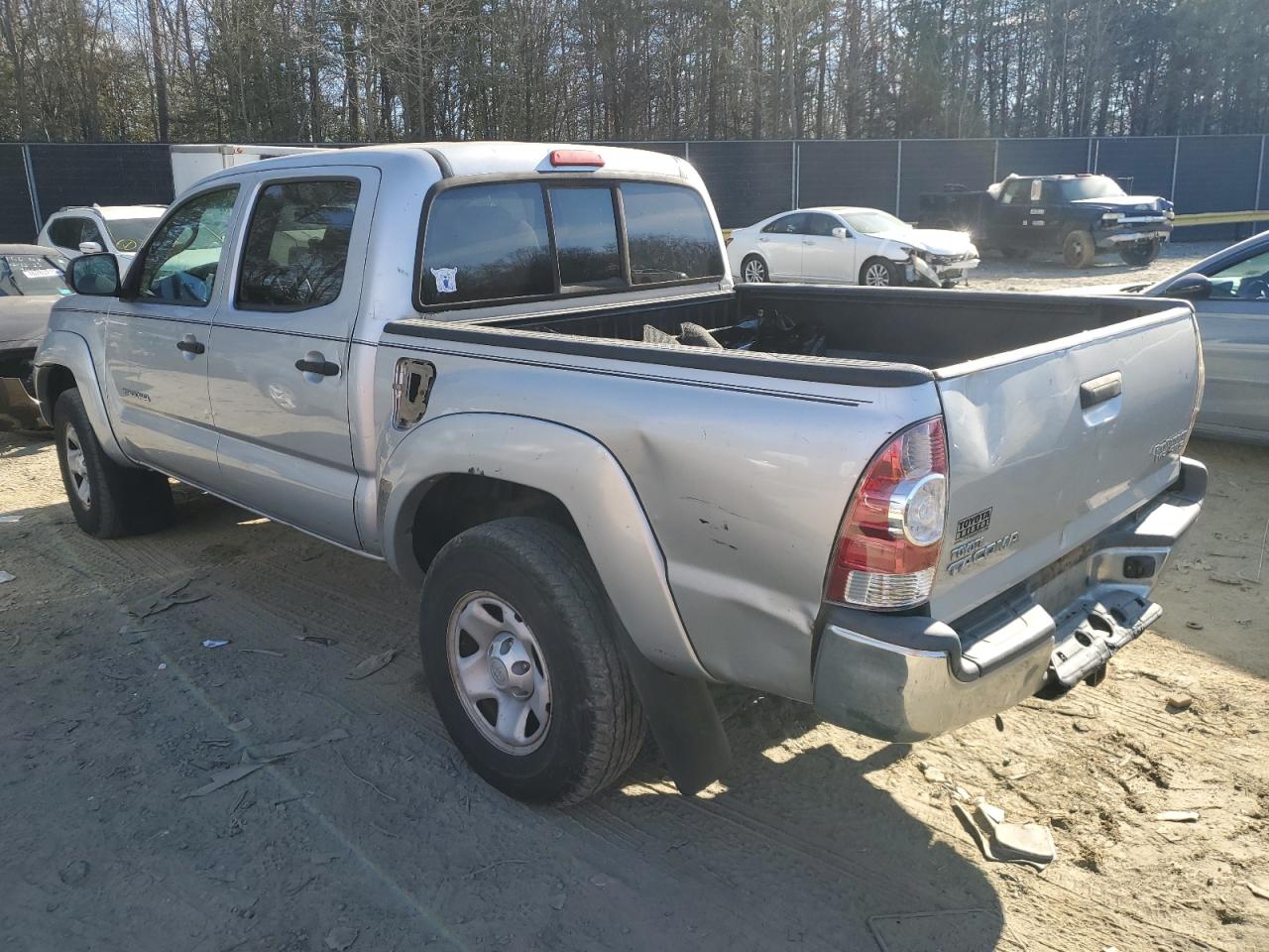 2013 Toyota Tacoma - Image 2