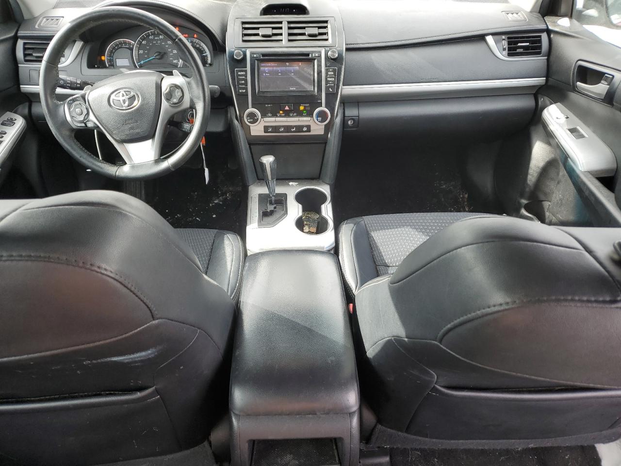 2014 Toyota Camry - Image 8