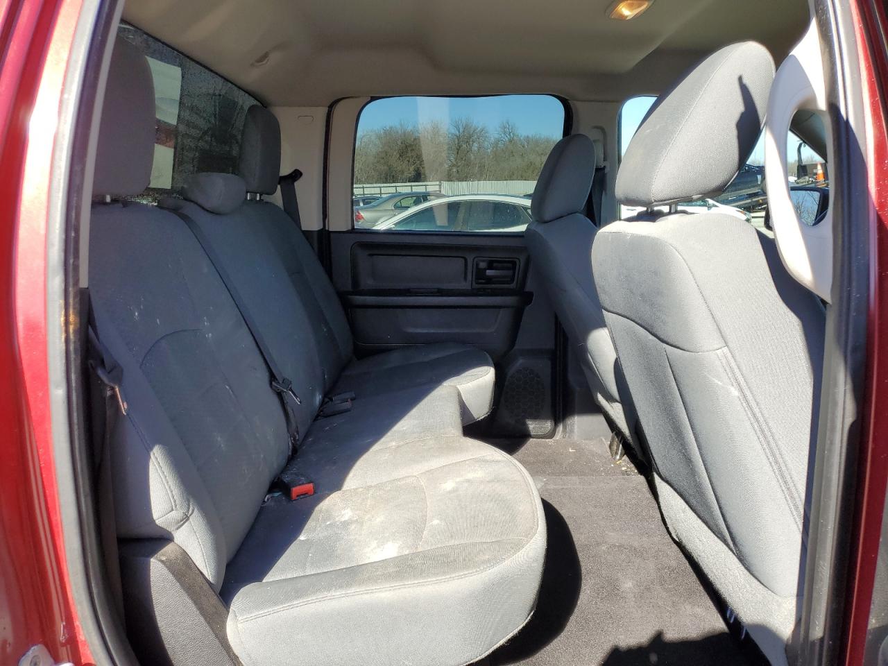 2014 RAM 1500 - Image 10