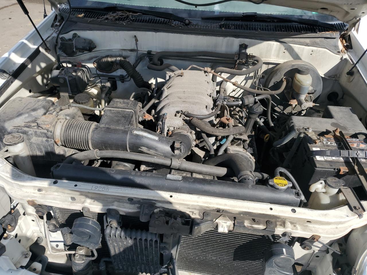 2003 Toyota Tundra - Image 11
