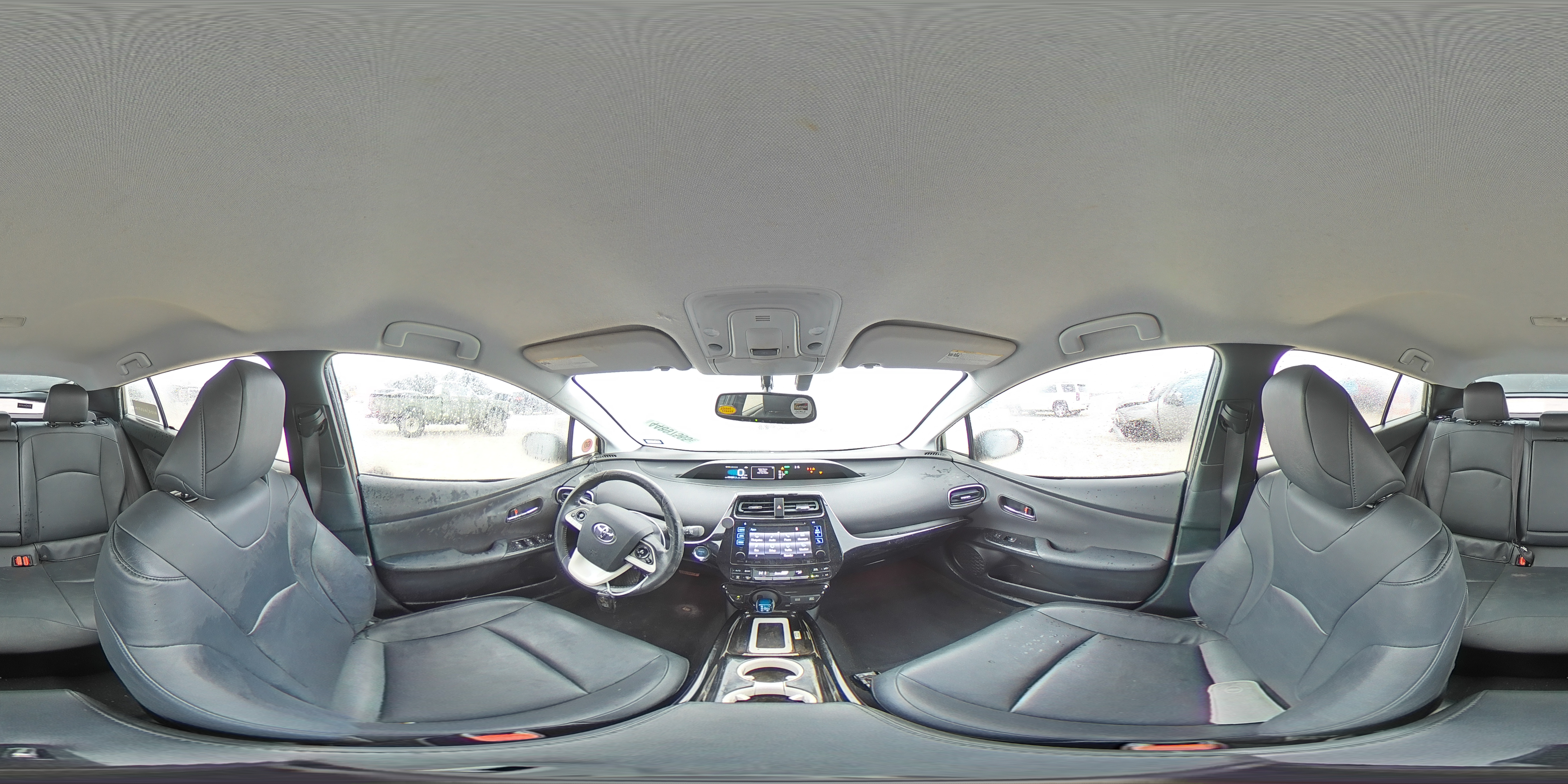 2016 Toyota Prius - Image 12