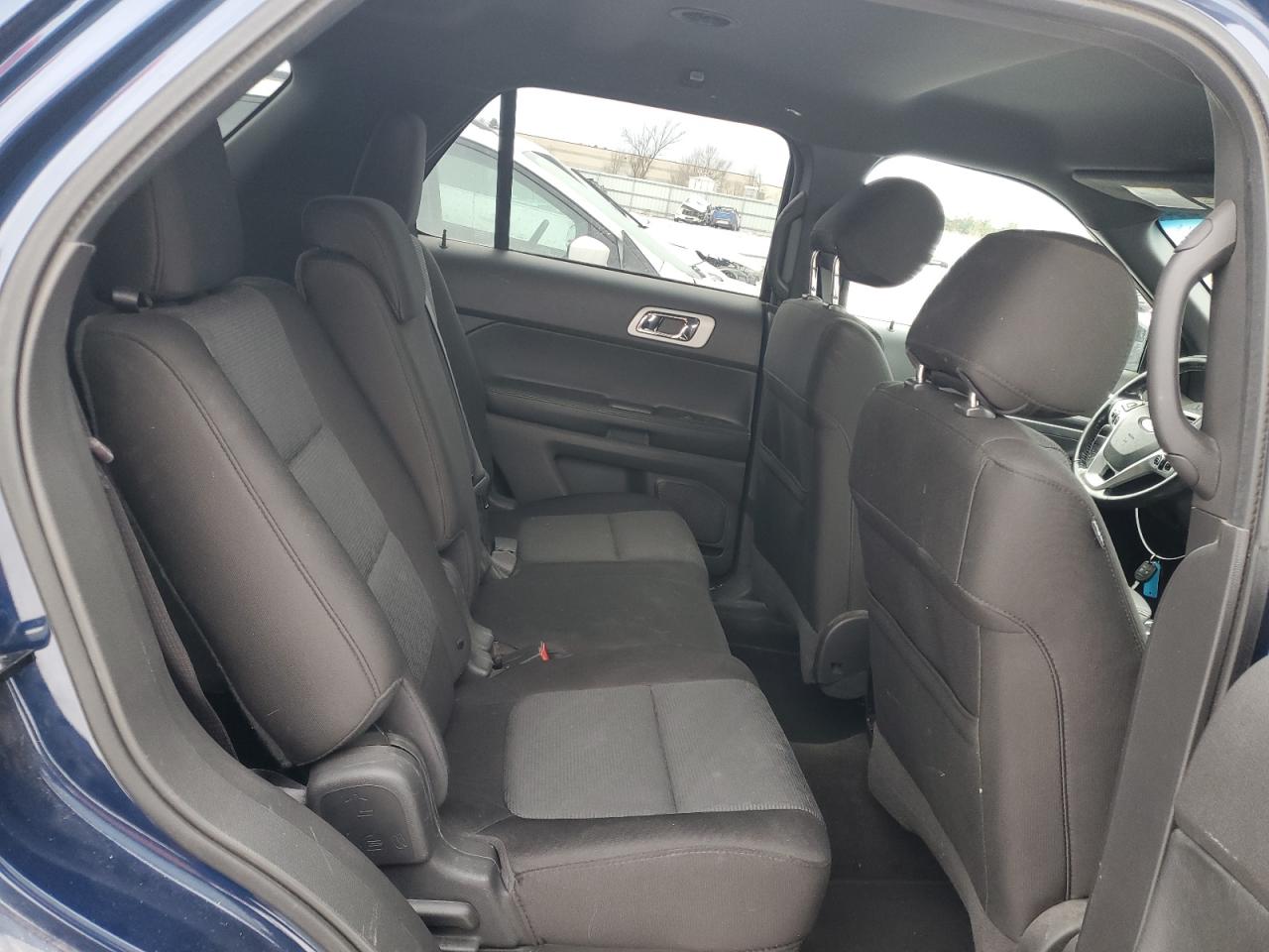 2012 Ford Explorer - Image 11
