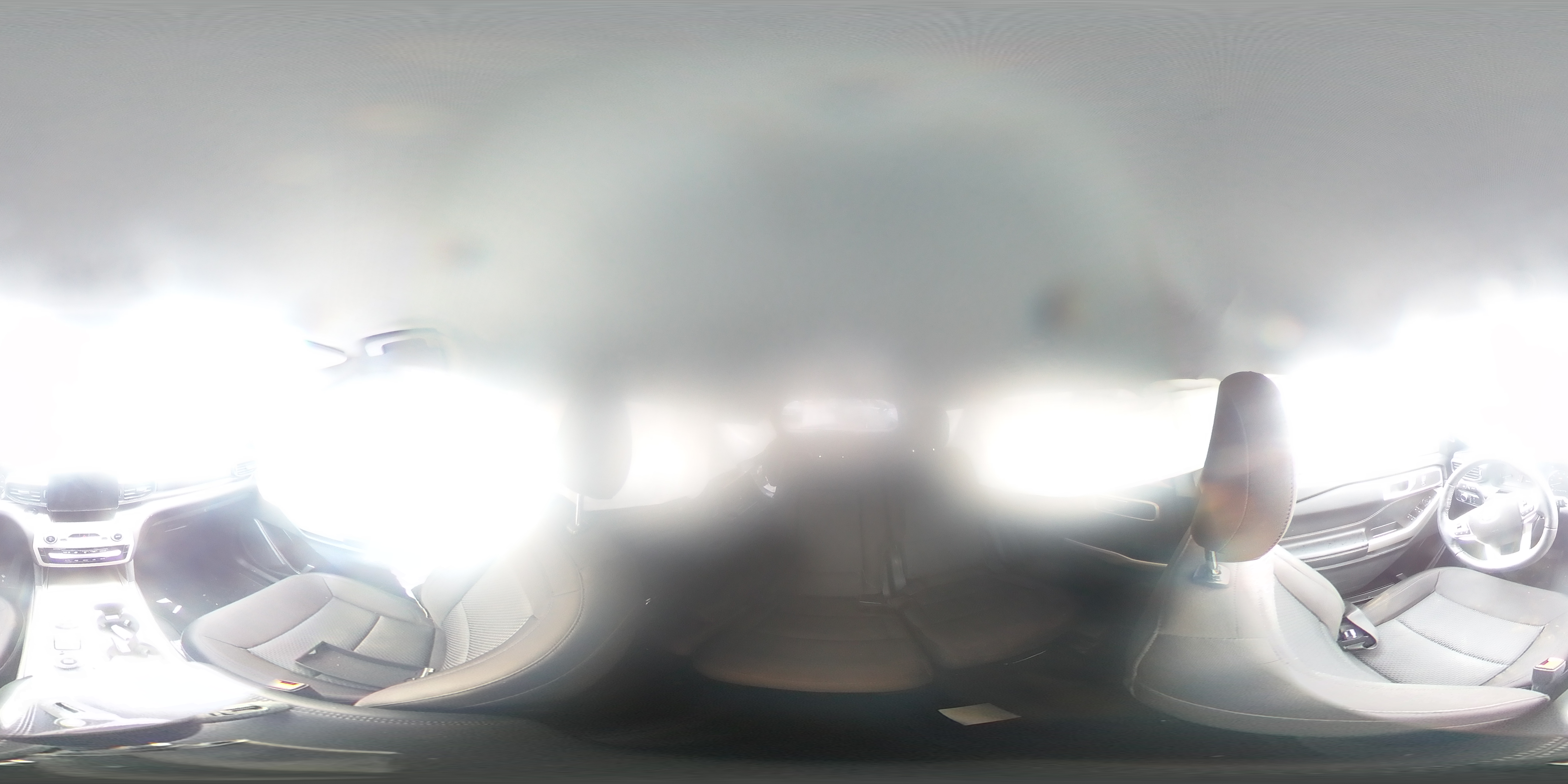 2022 Ford Explorer - Image 13