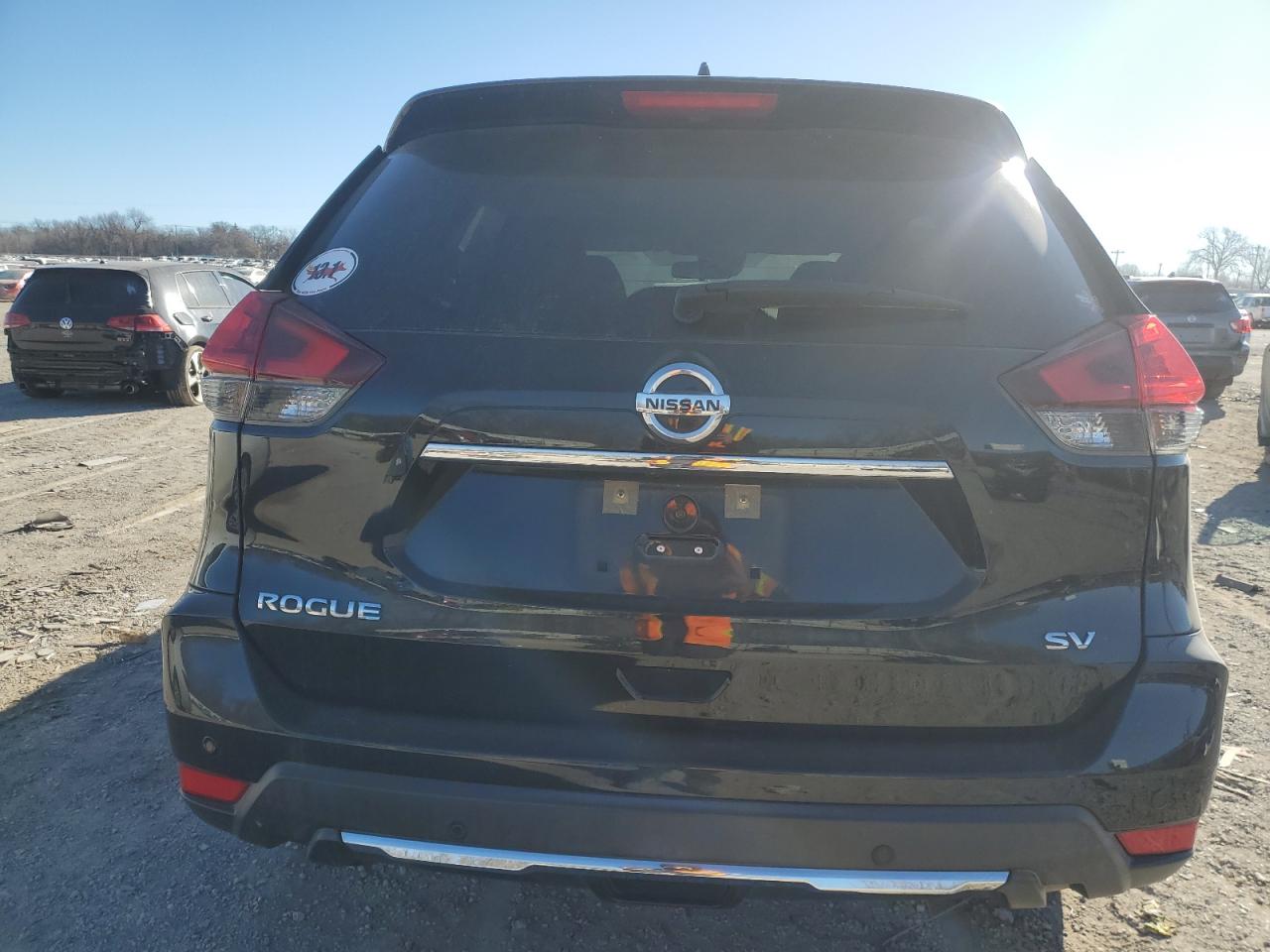 2019 Nissan Rogue - Image 6