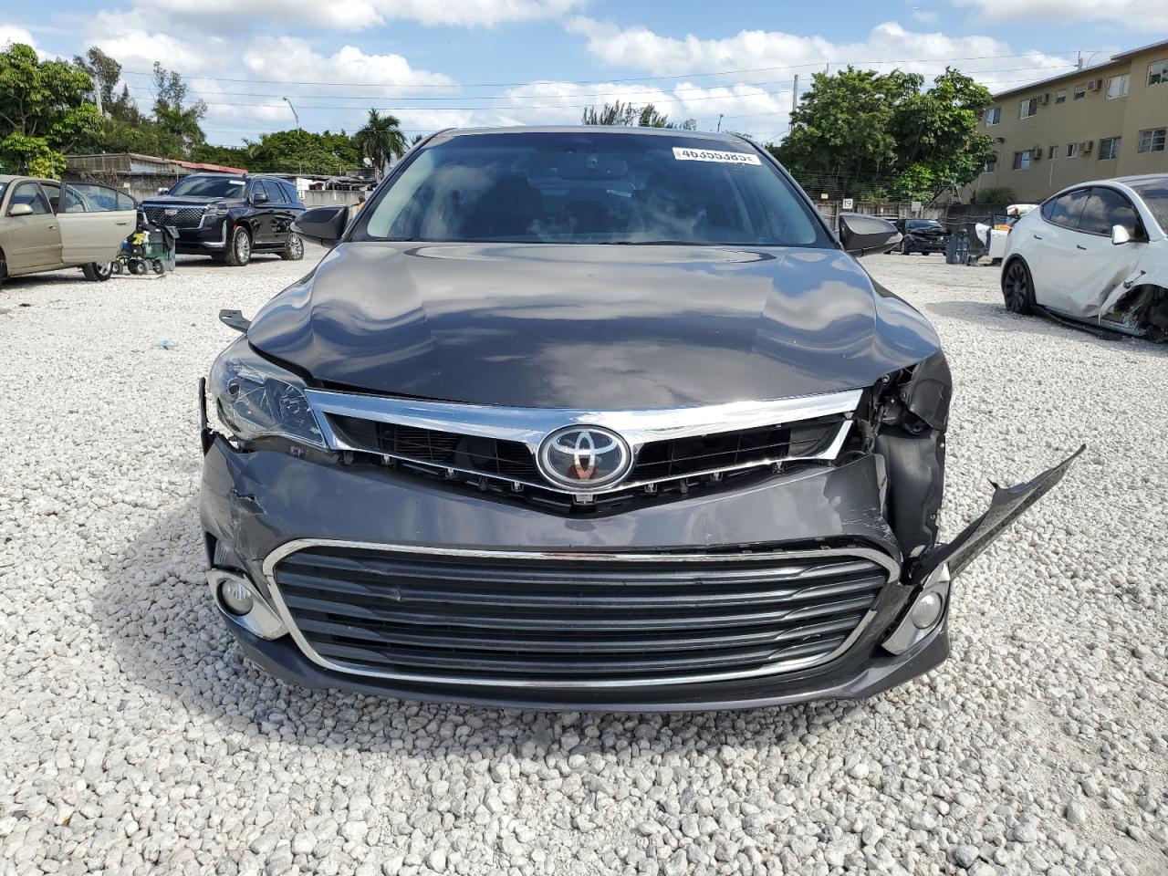 2013 Toyota Avalon - Image 5