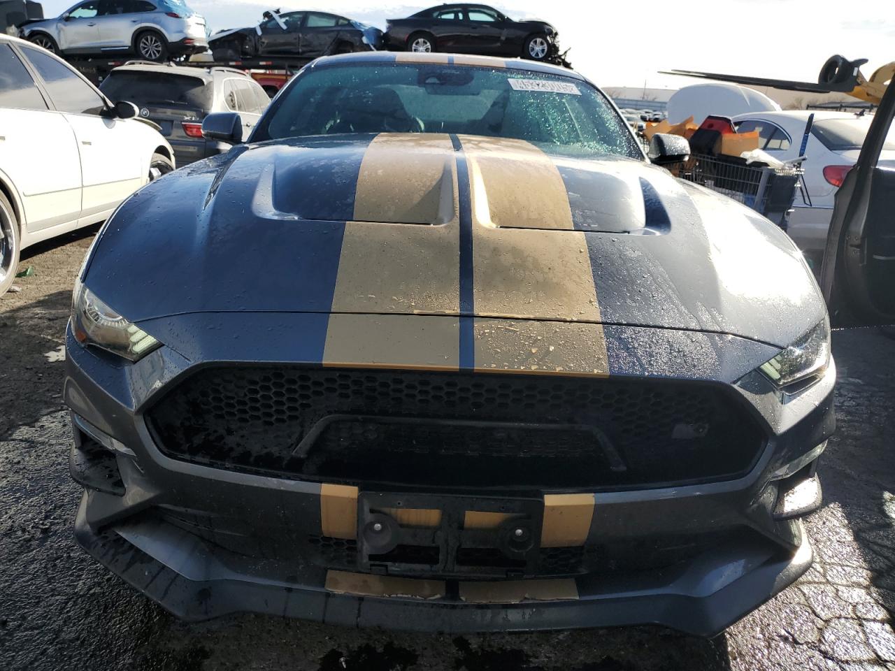 2022 Ford Mustang - Image 5