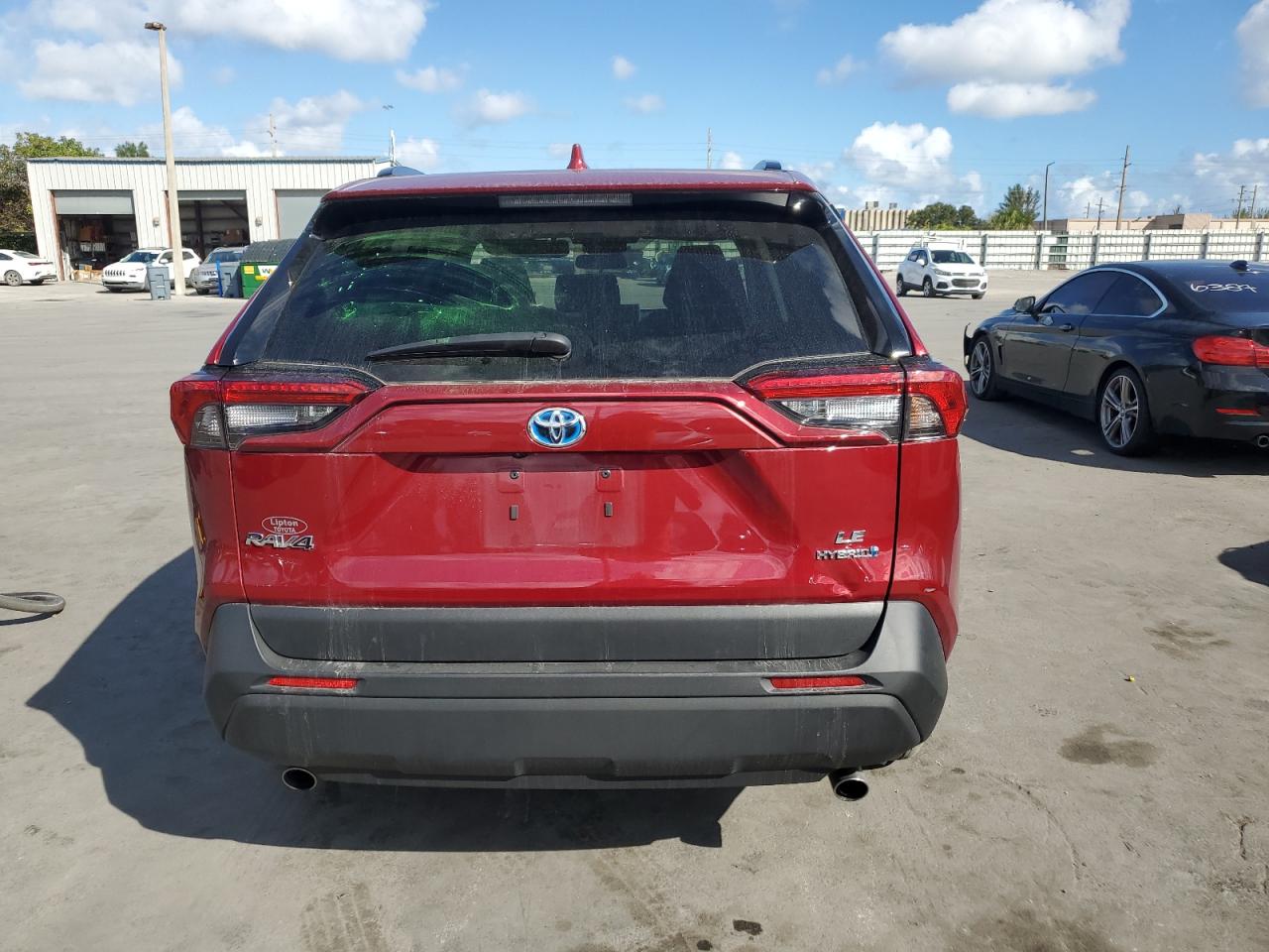 2024 Toyota RAV 4 - Image 6