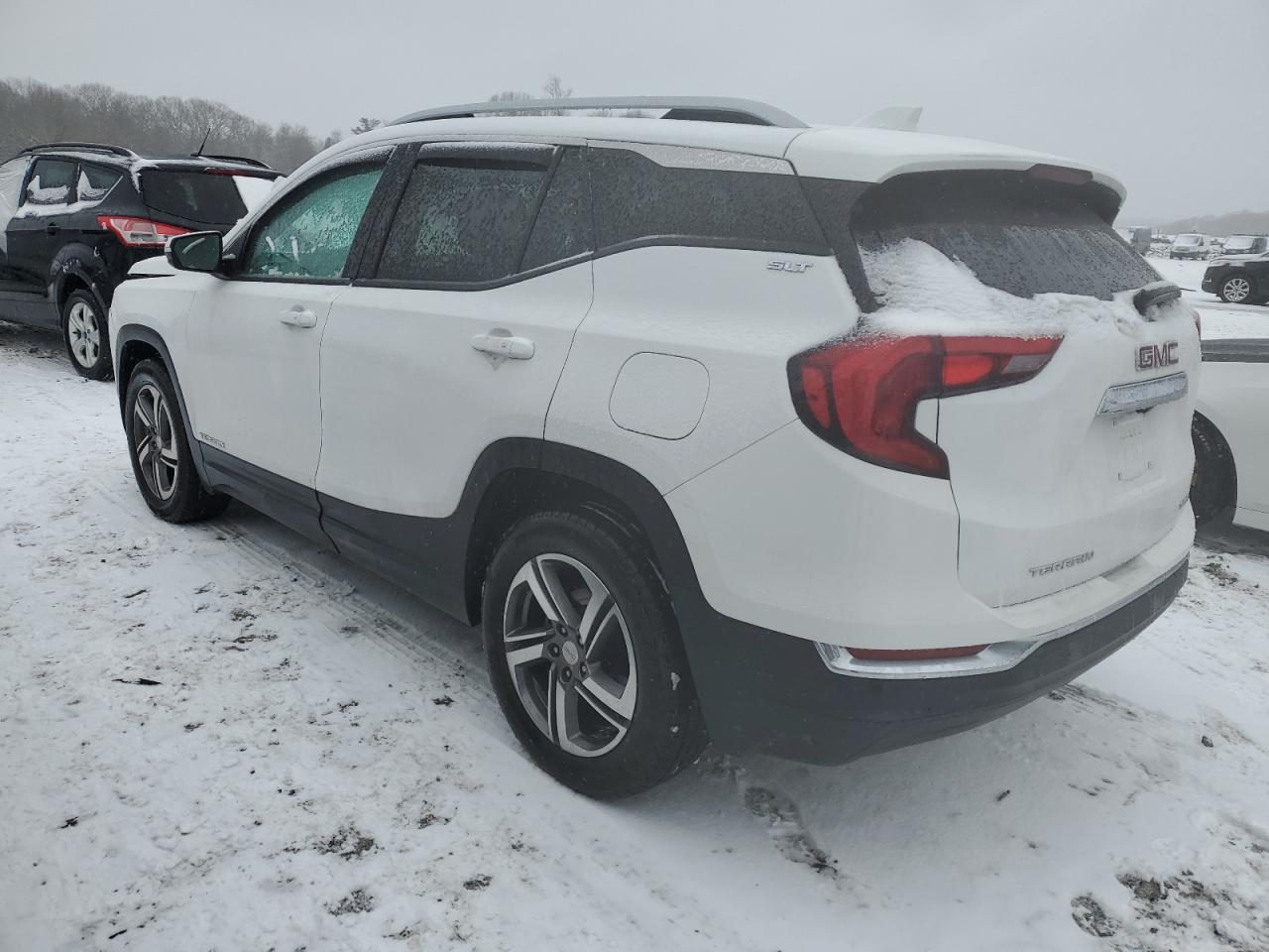 2021 GMC Terrain - Image 2