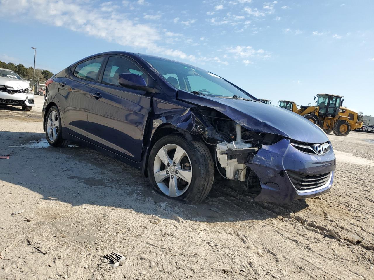 2013 Hyundai Elantra - Image 4