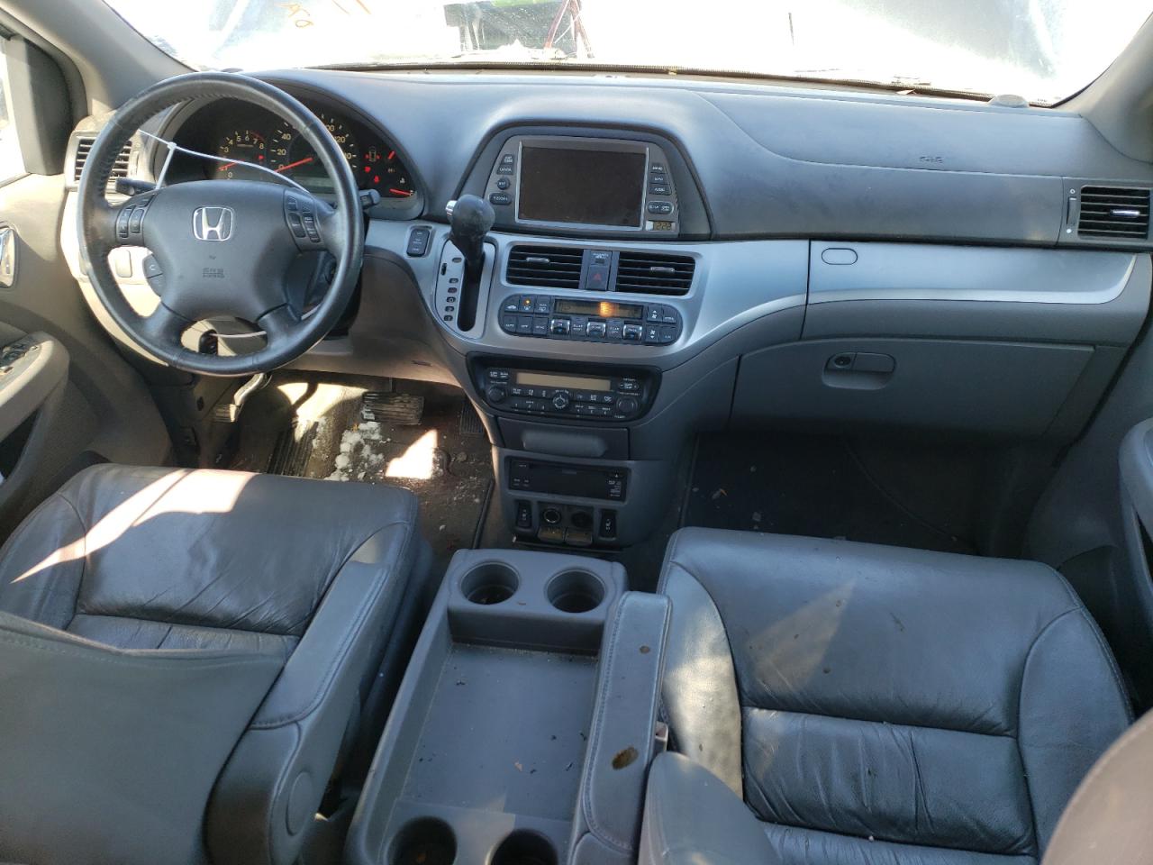 2010 Honda Odyssey - Image 8