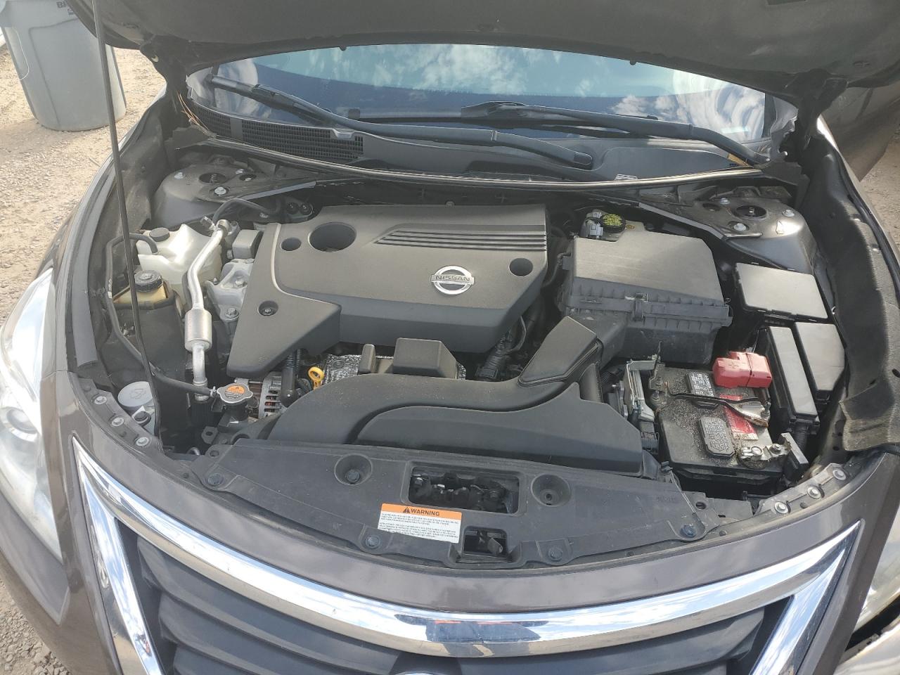 2015 Nissan Altima - Image 11