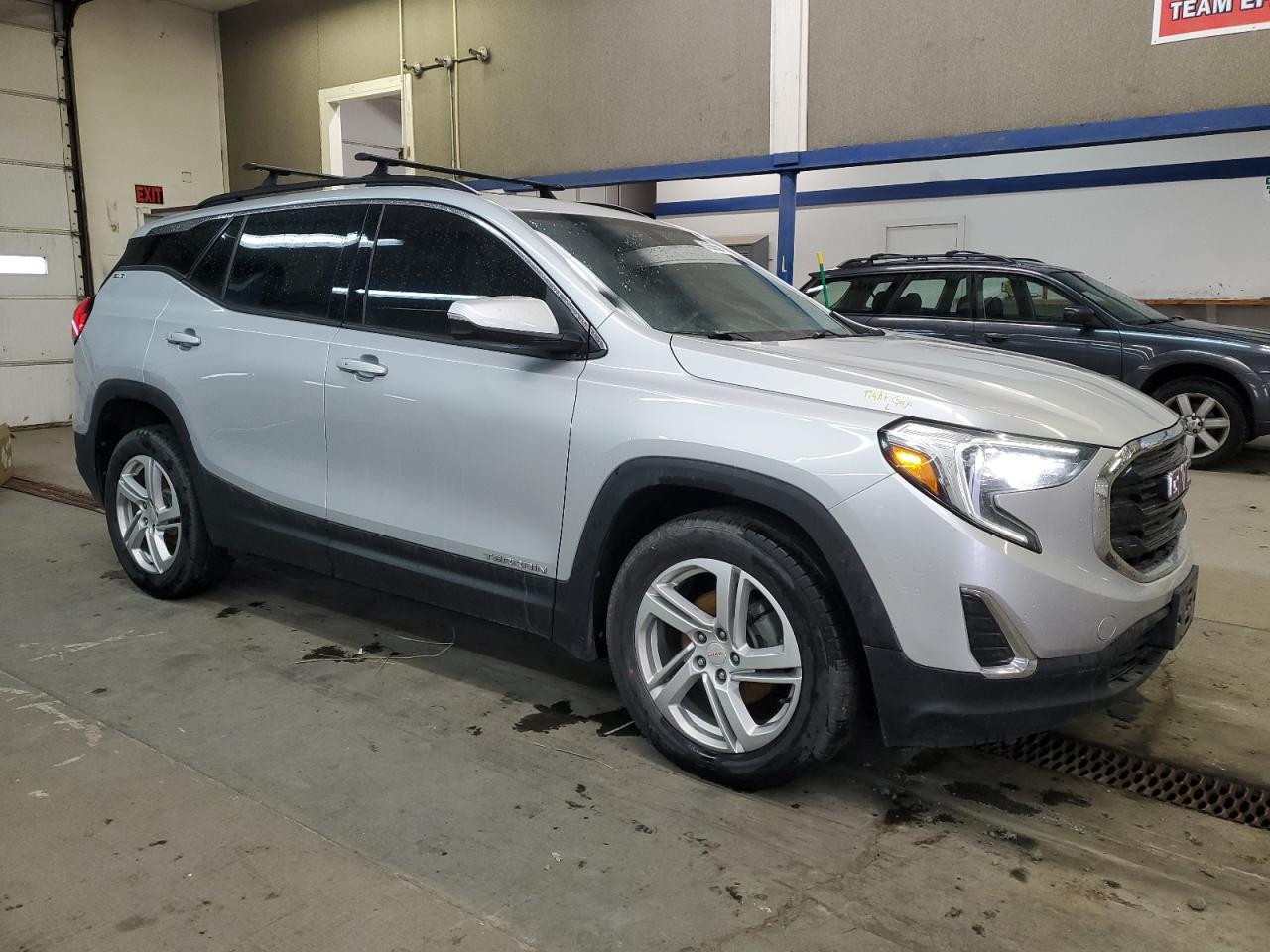 2018 GMC Terrain - Image 4