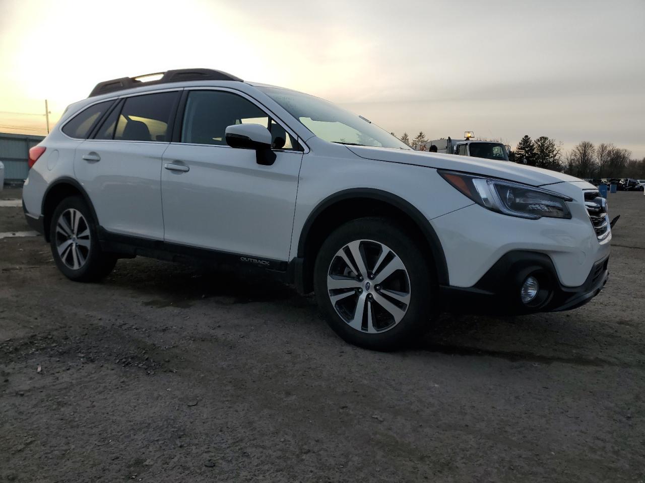2019 Subaru Outback - Image 4