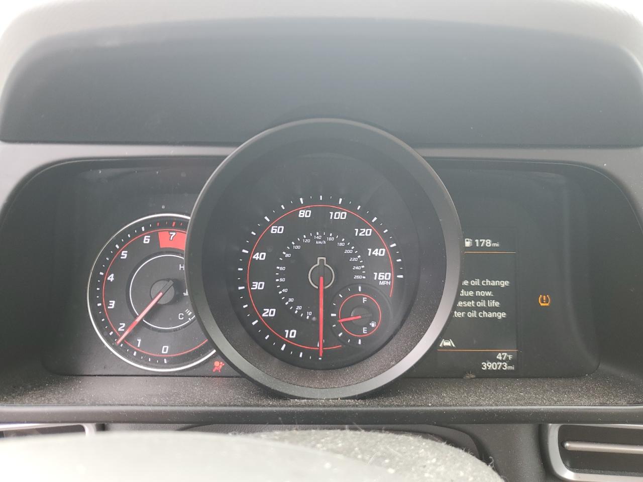 2023 Hyundai Elantra - Image 9