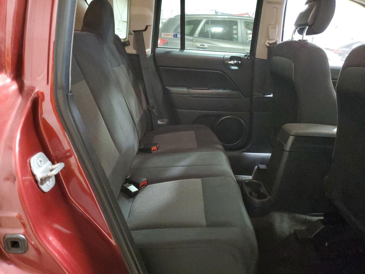 2014 Jeep Compass - Image 11