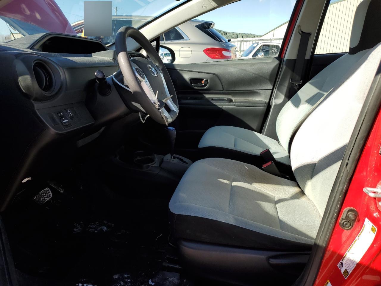 2015 Toyota Prius - Image 7