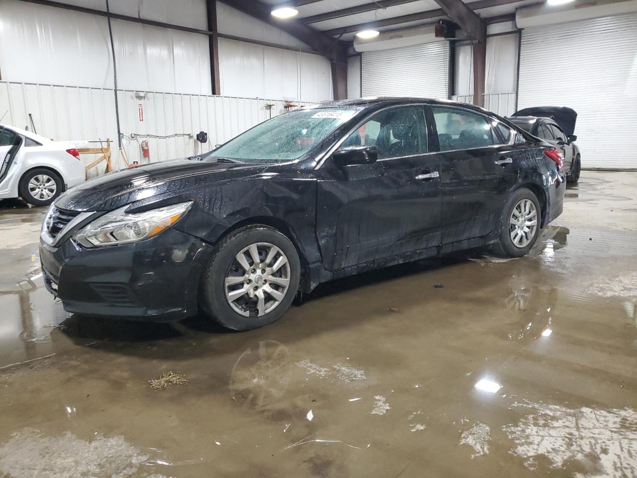 2017 Nissan Altima - Image 1