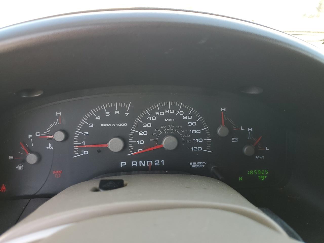 2004 Ford Expedition - Image 9