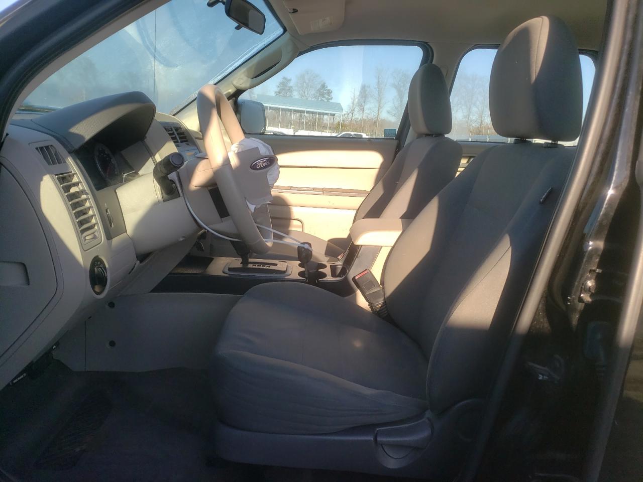 2009 Ford Escape - Image 7