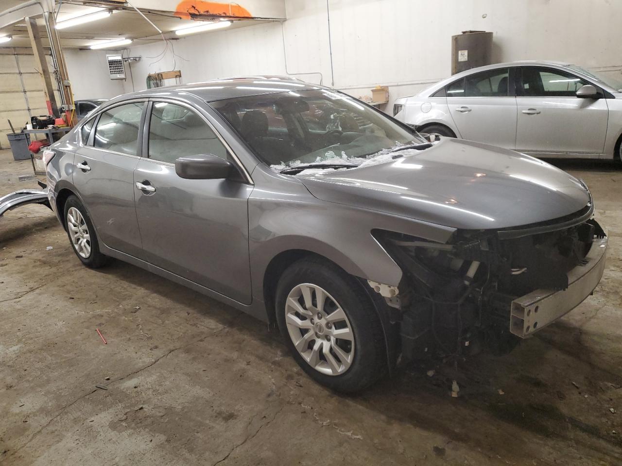 2015 Nissan Altima - Image 4