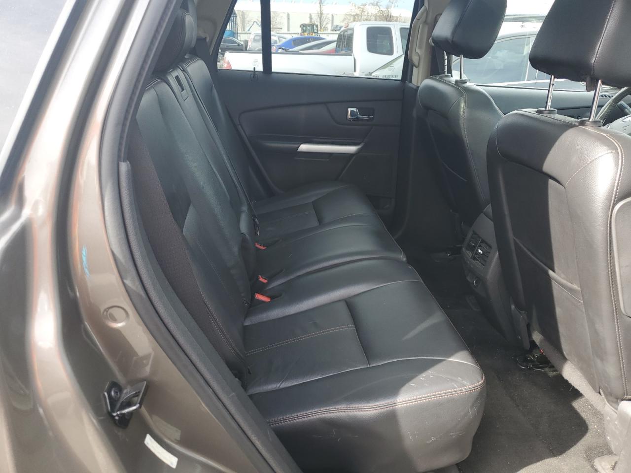 2013 Ford Edge - Image 11