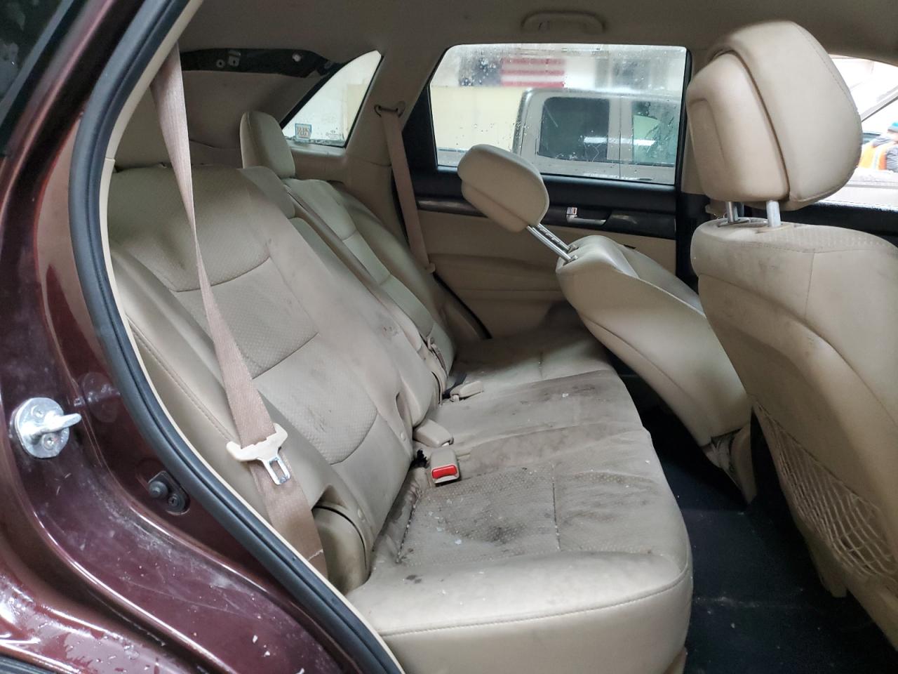 2012 Kia Sorento - Image 11