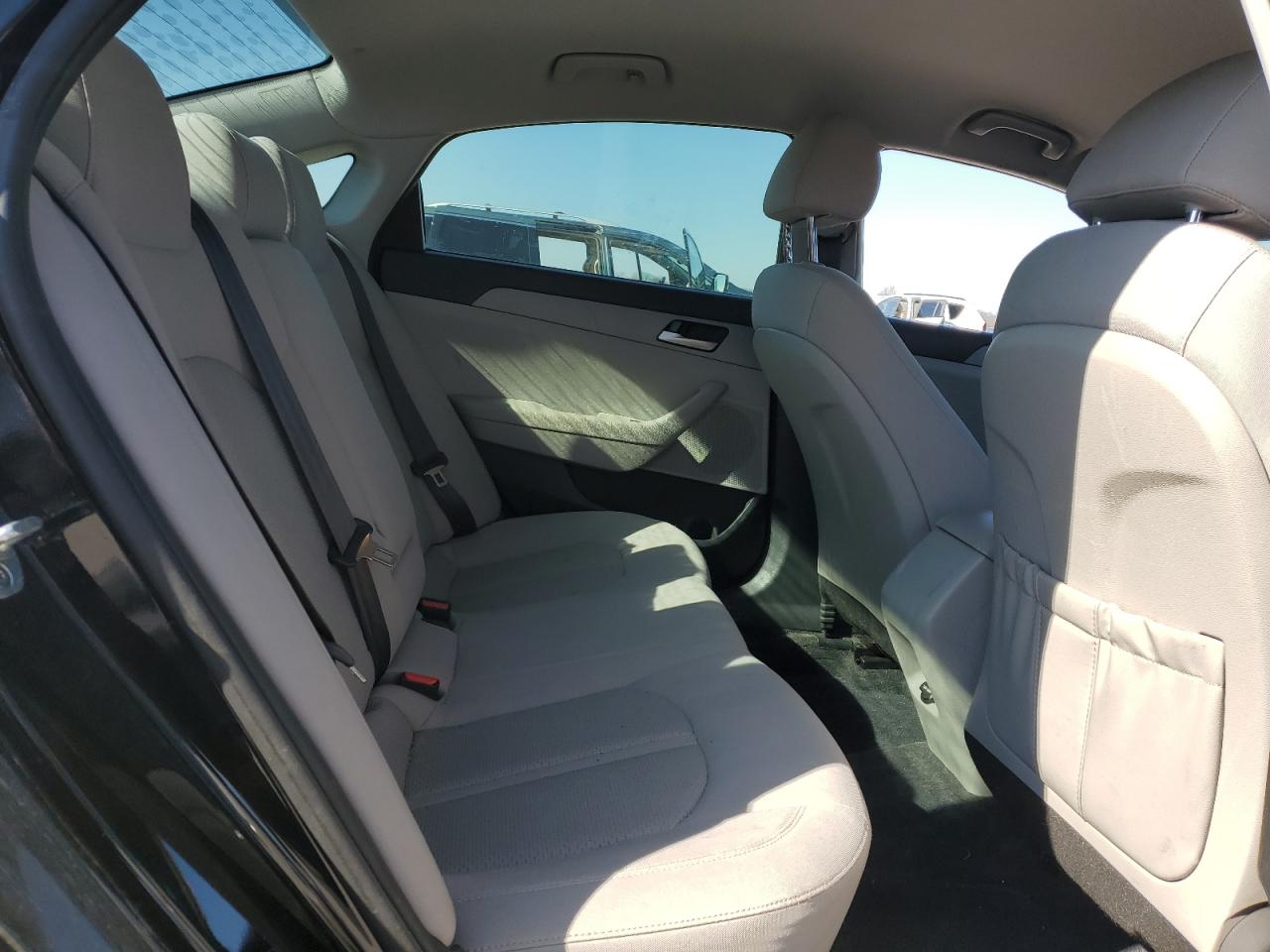 2018 Hyundai Sonata - Image 10