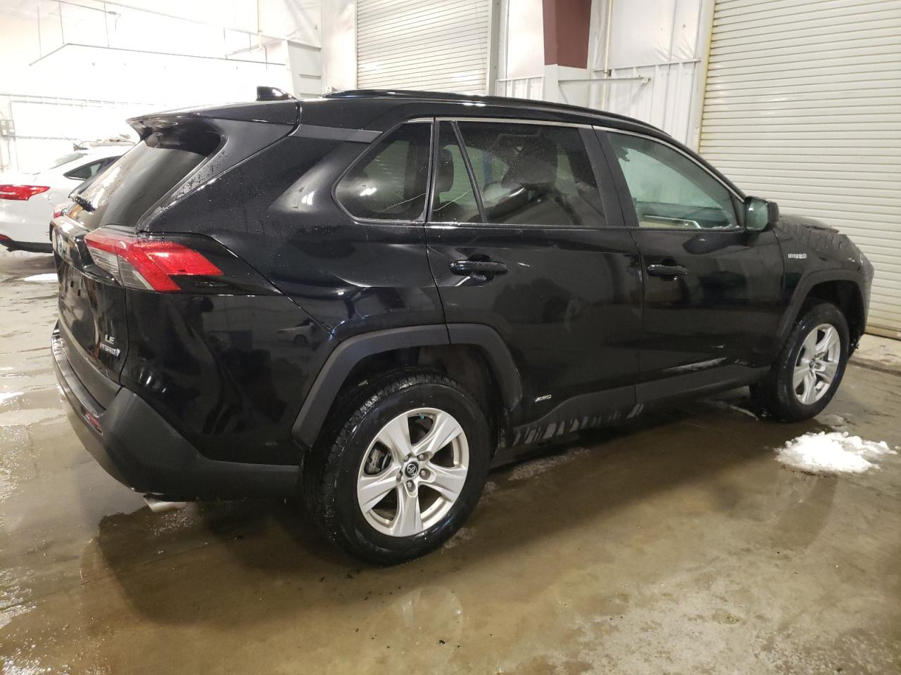 2019 Toyota RAV 4 - Image 3