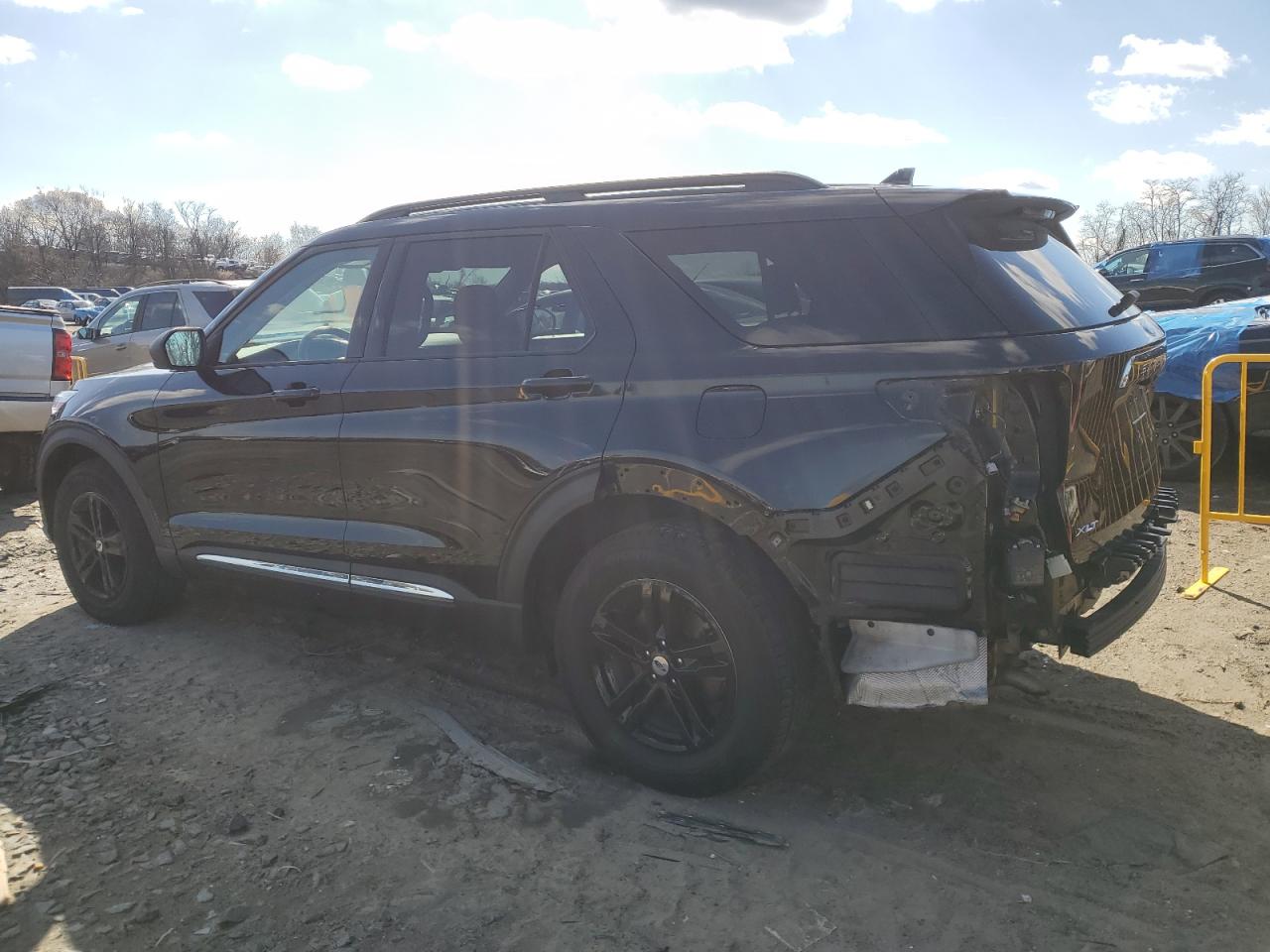 2020 Ford Explorer - Image 2