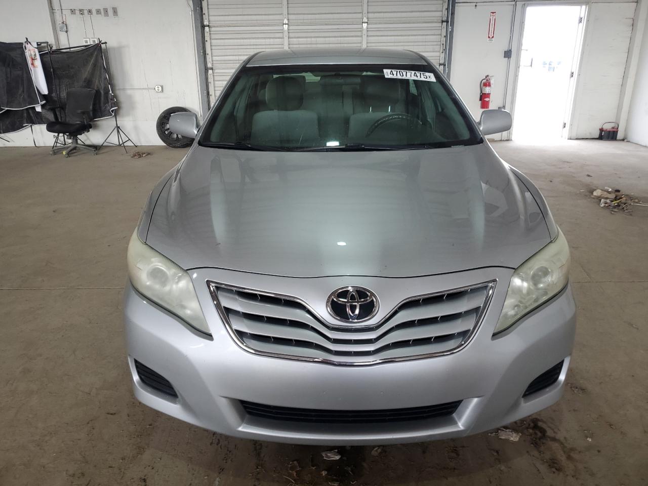 2011 Toyota Camry - Image 5