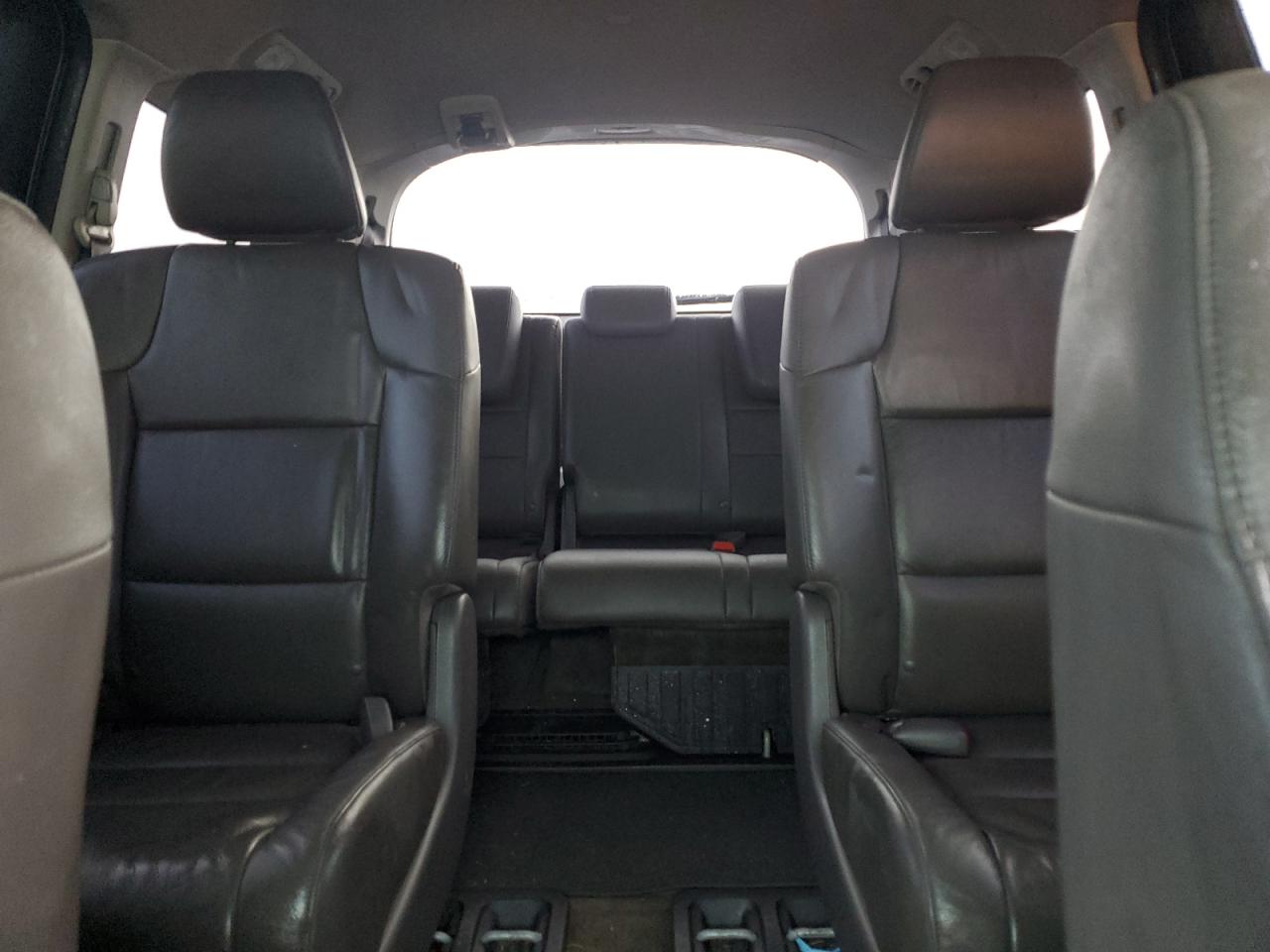 2011 Honda Odyssey - Image 10