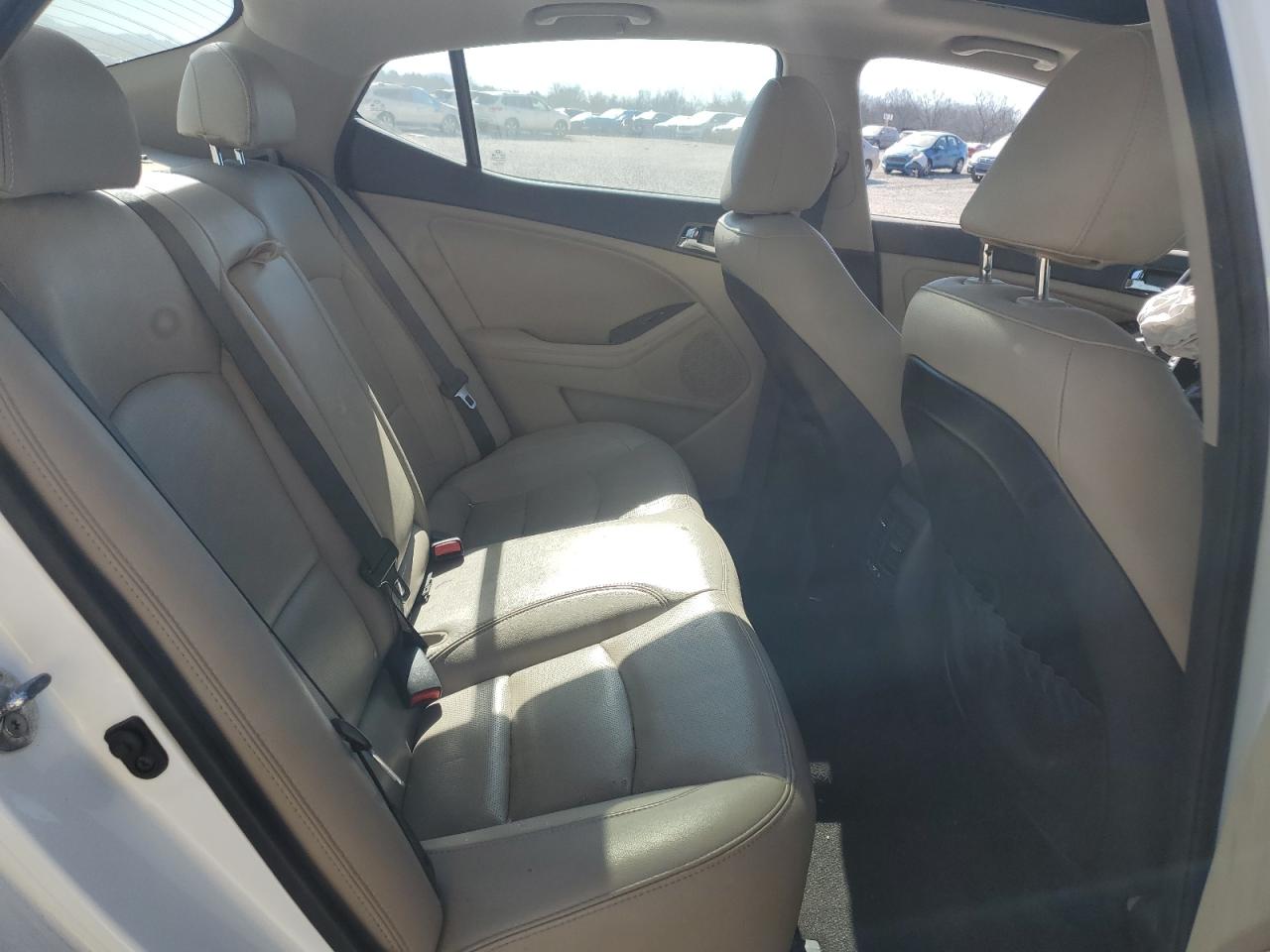 2013 Kia Optima - Image 10