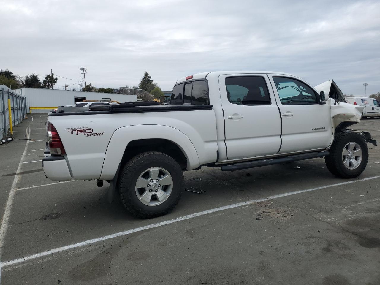 2010 Toyota Tacoma - Image 3