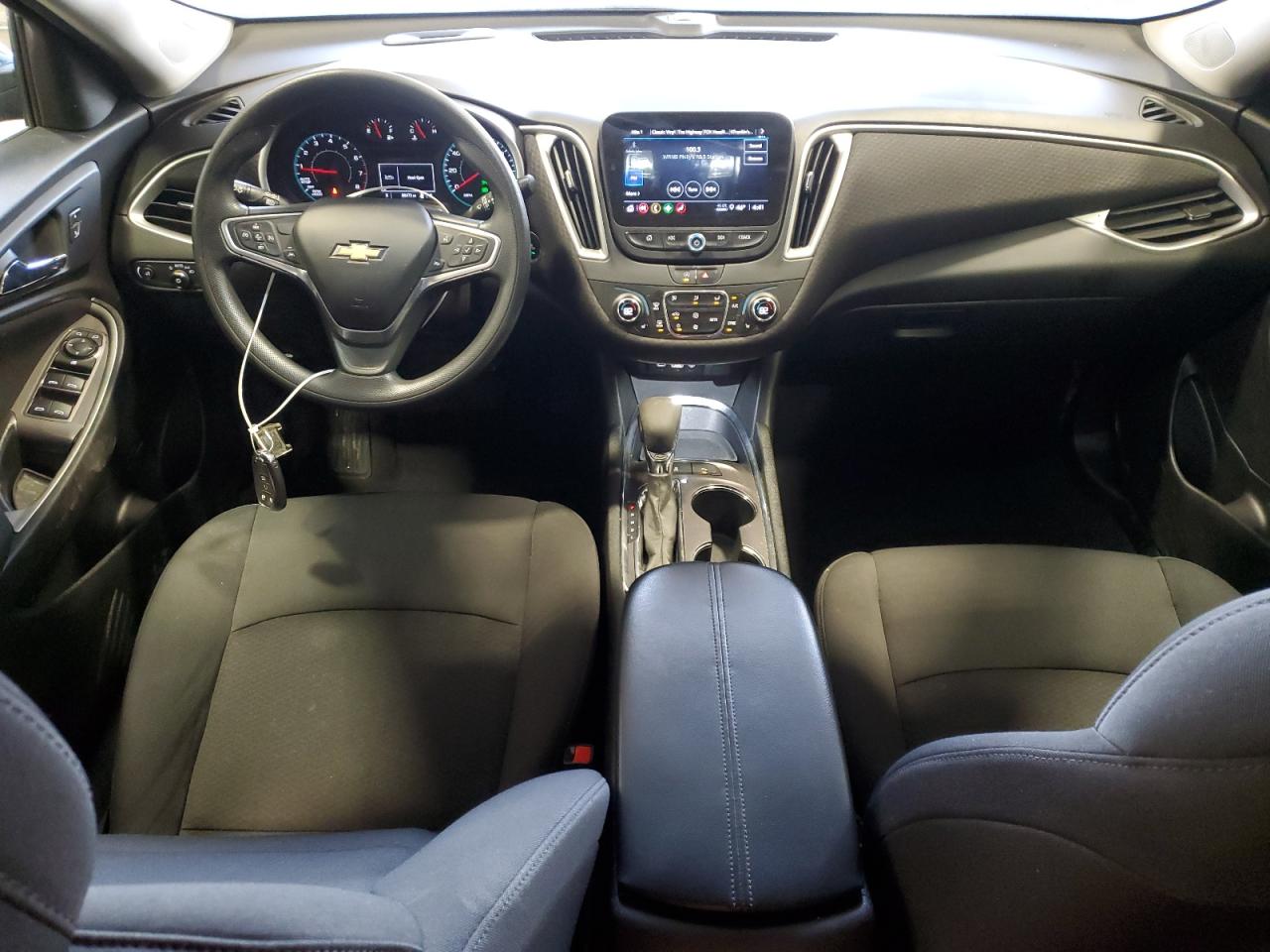 2023 Chevrolet Malibu - Image 8