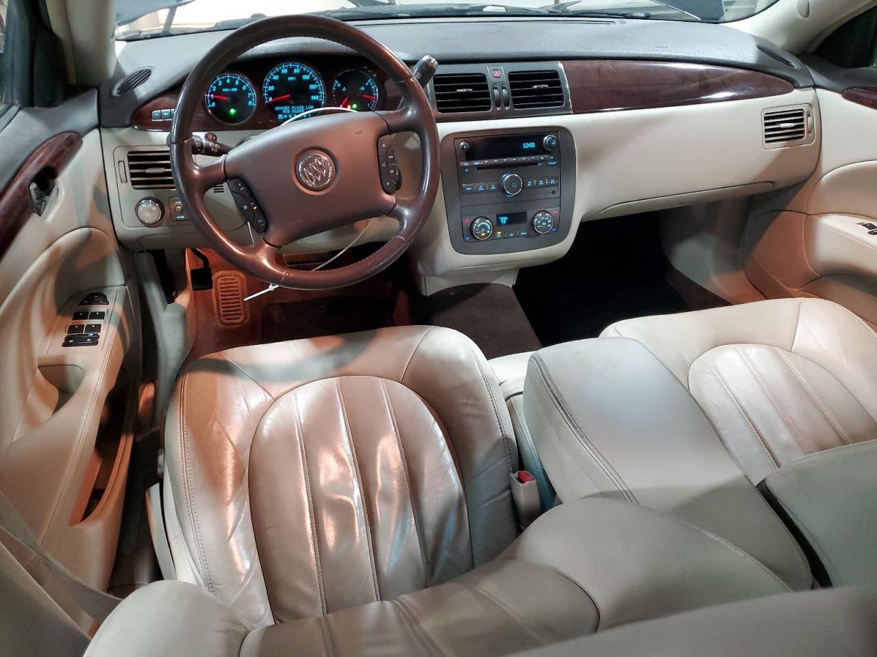 2008 Buick Lucerne - Image 8