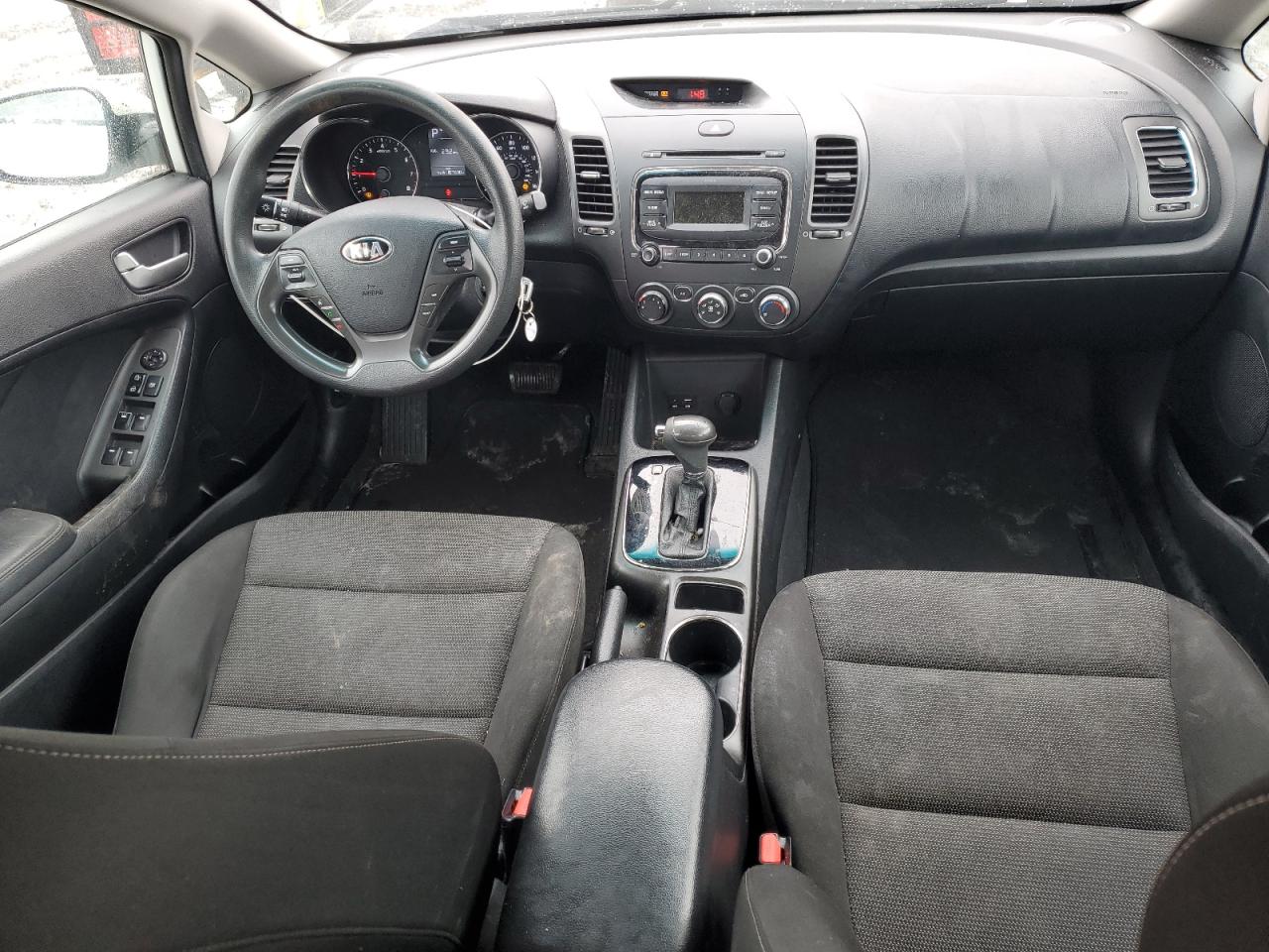 2017 Kia Forte - Image 8