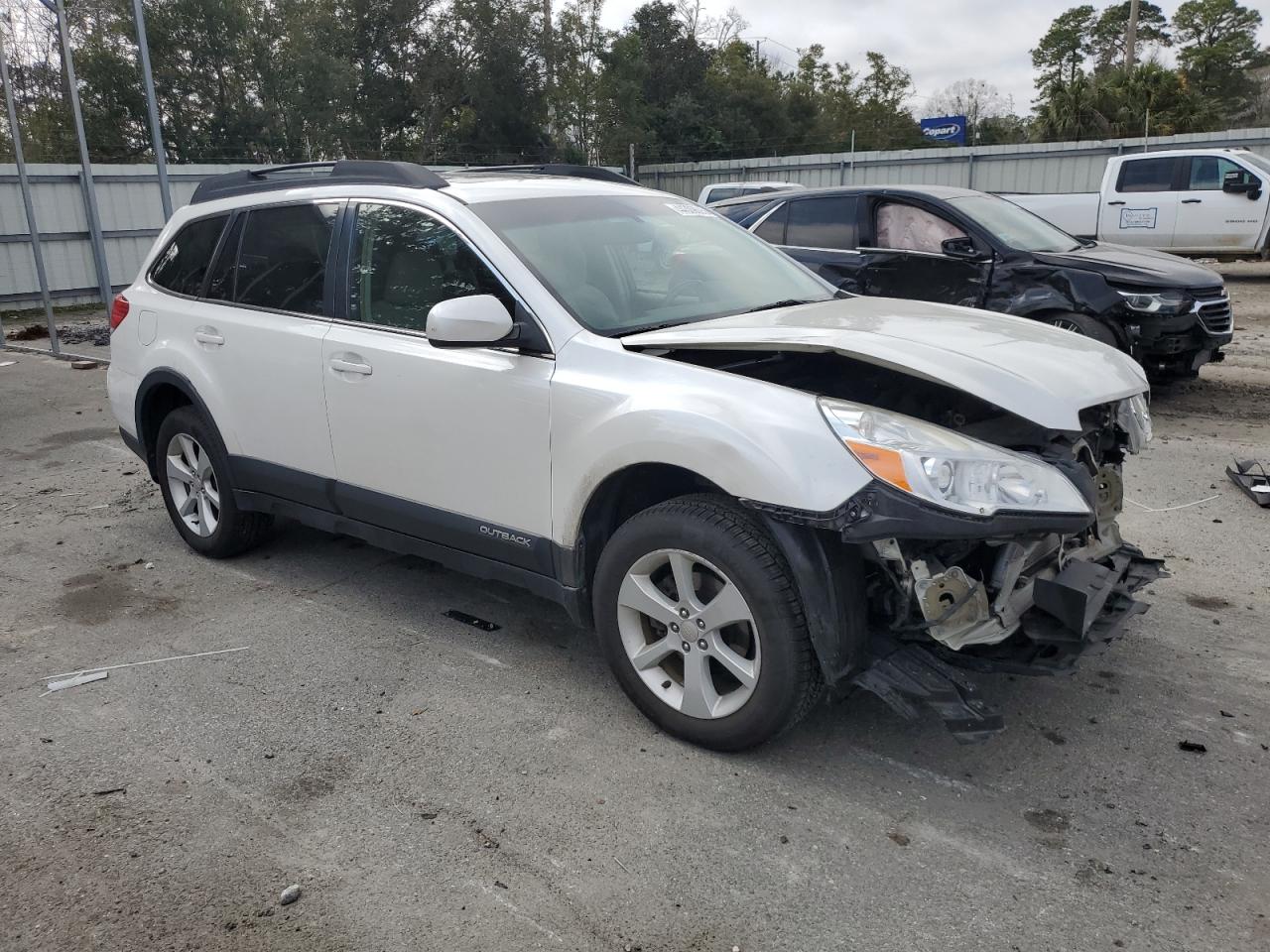 2014 Subaru Outback - Image 4
