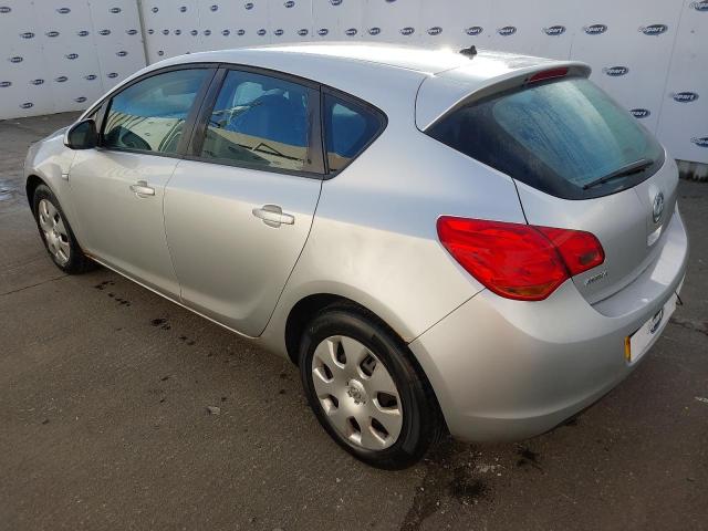 2010 VAUXHALL ASTRA EXCL