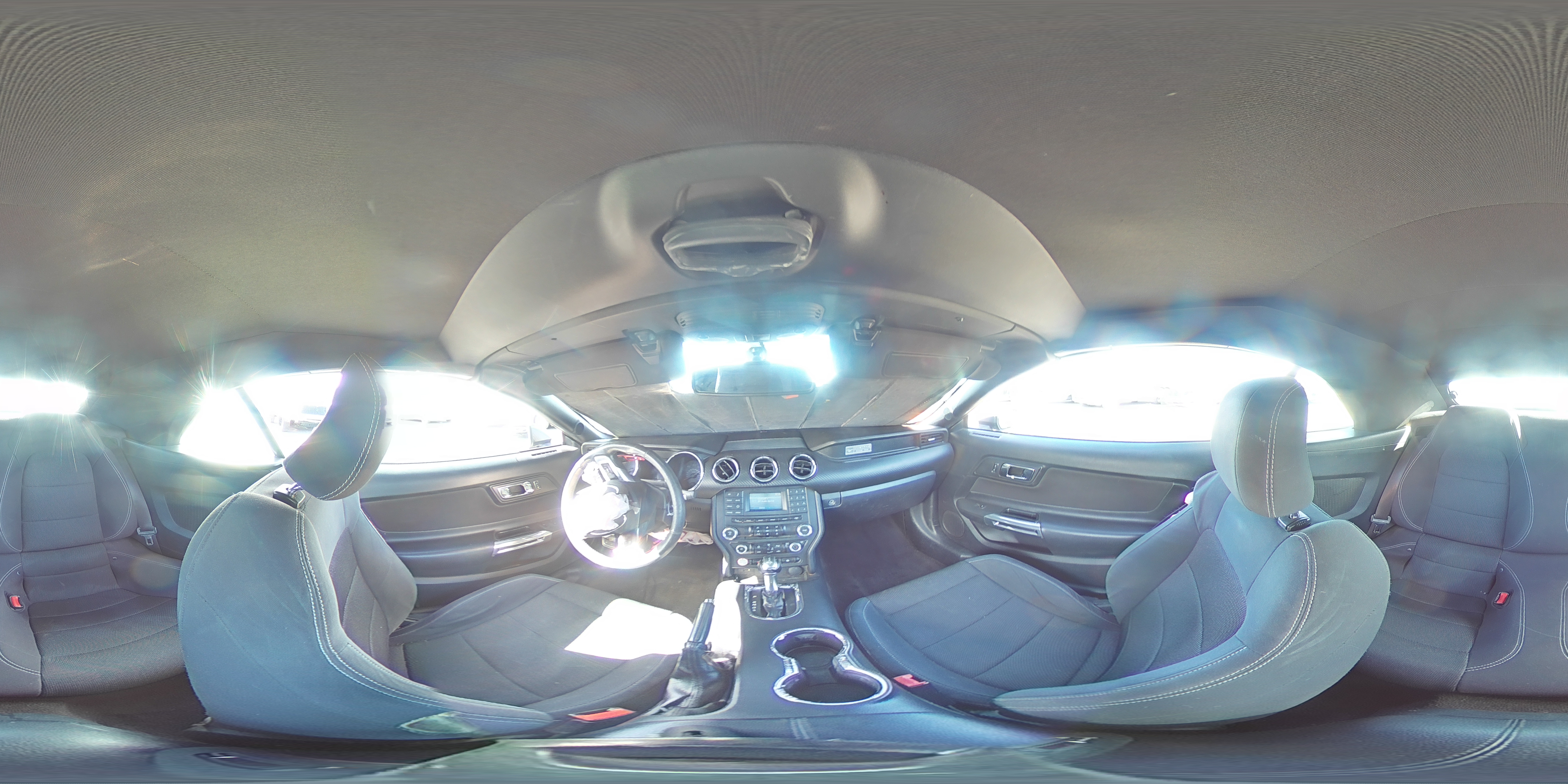 2015 Ford Mustang - Image 13