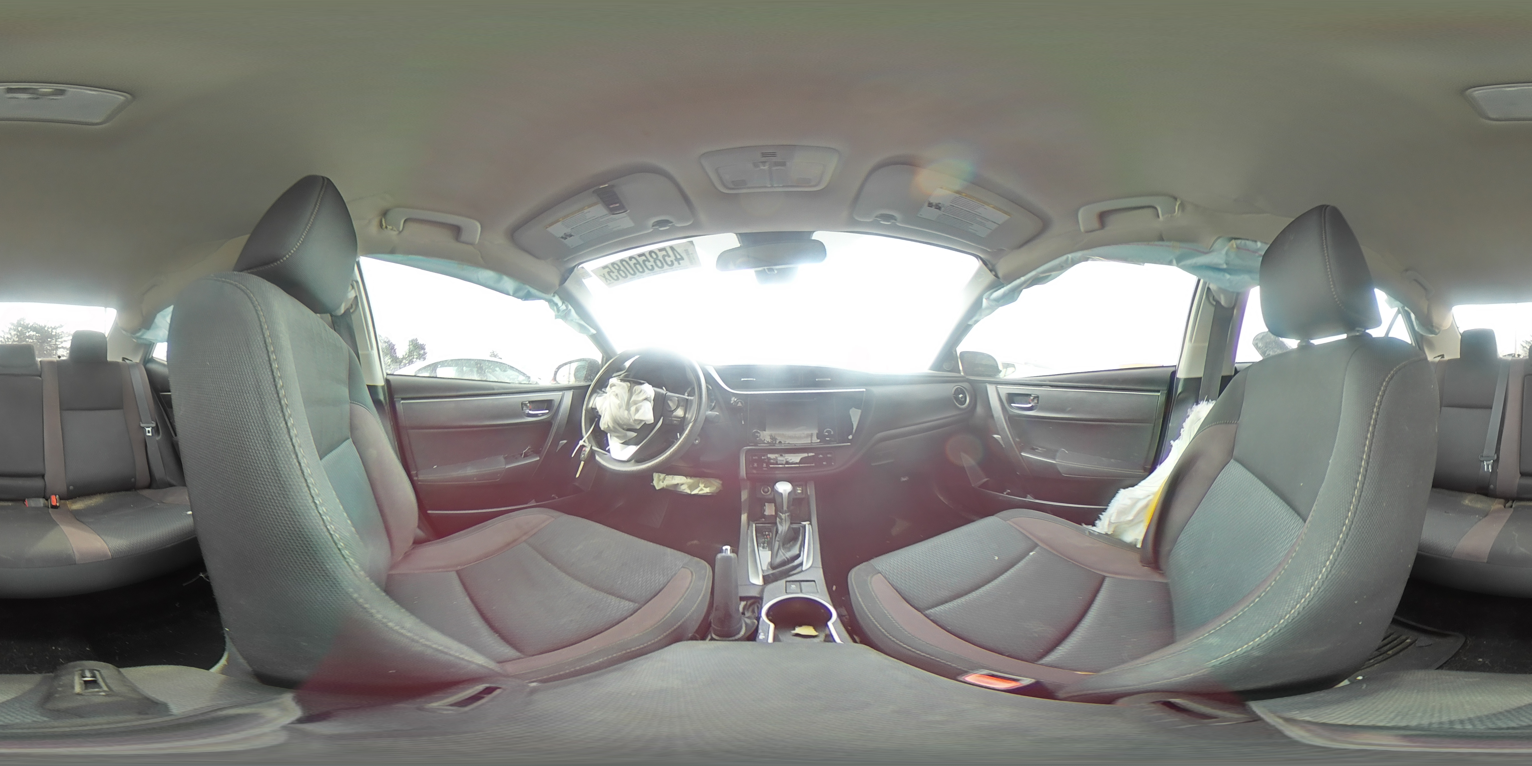 2018 Toyota Corolla - Image 13