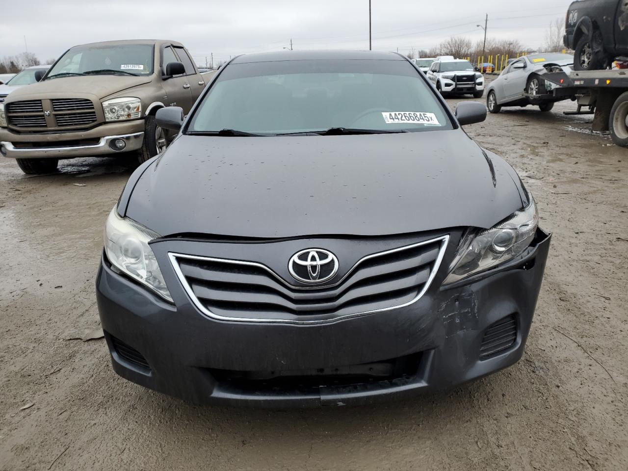 2010 Toyota Camry - Image 5