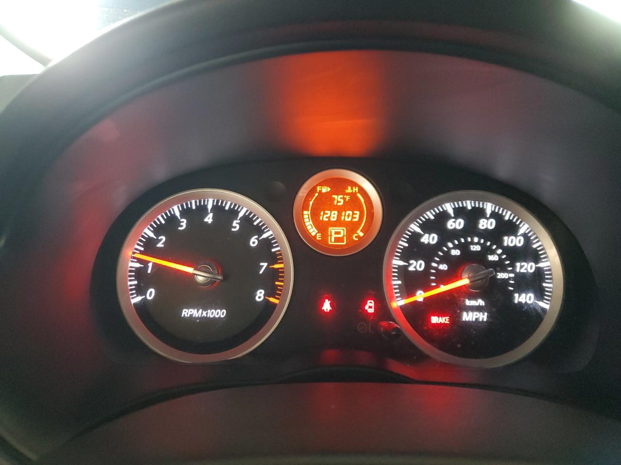 2010 Nissan Sentra - Image 9