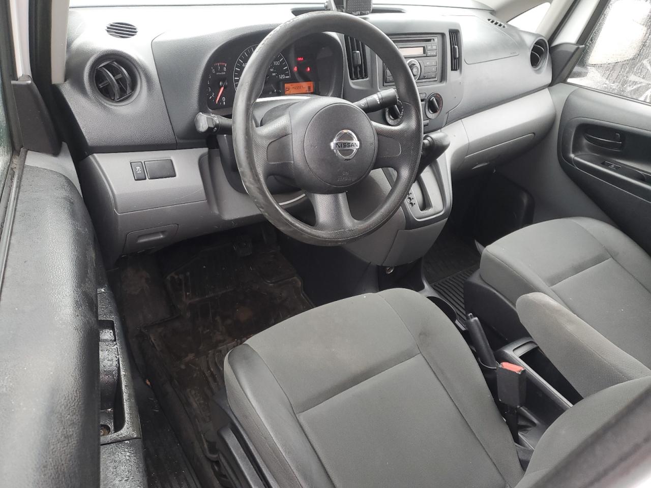 2015 Nissan NV - Image 8